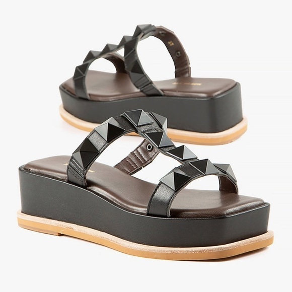 ALL BLACK platform sandal studded leather 39 or 8.5 - Picture 1 of 12